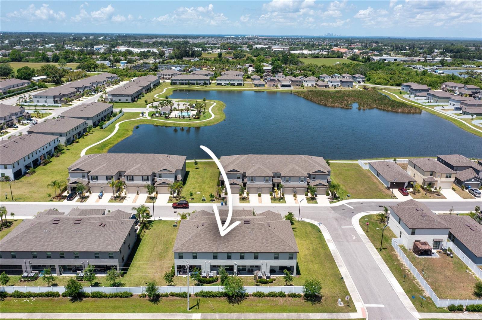 937 ROYAL EMPRESS DR, RUSKIN, FL, 33570