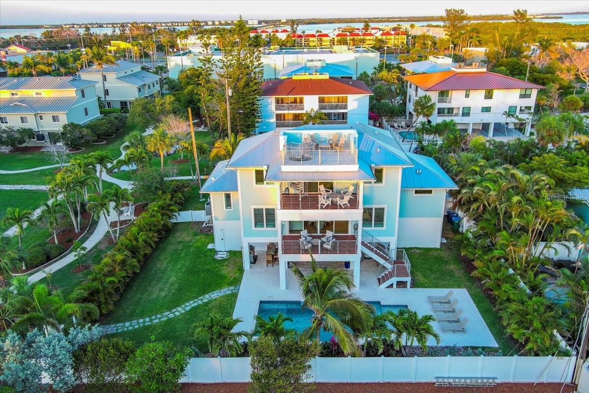 3702 5TH AVE, HOLMES BEACH, FL, 34217