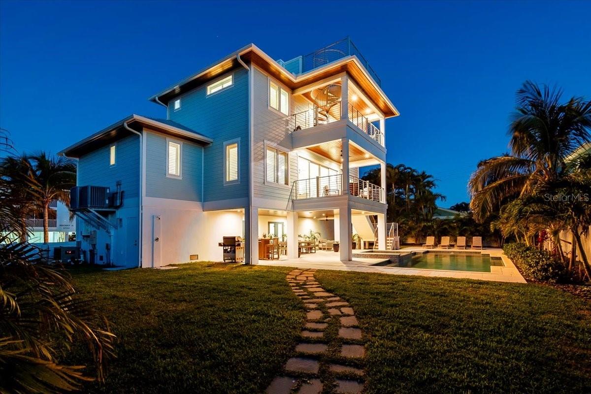 3702 5TH AVE, HOLMES BEACH, FL, 34217