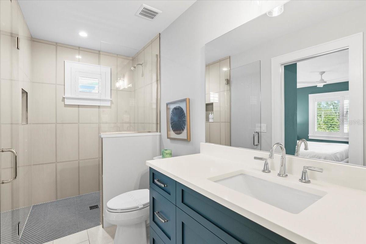 3702 5TH AVE, HOLMES BEACH, FL, 34217