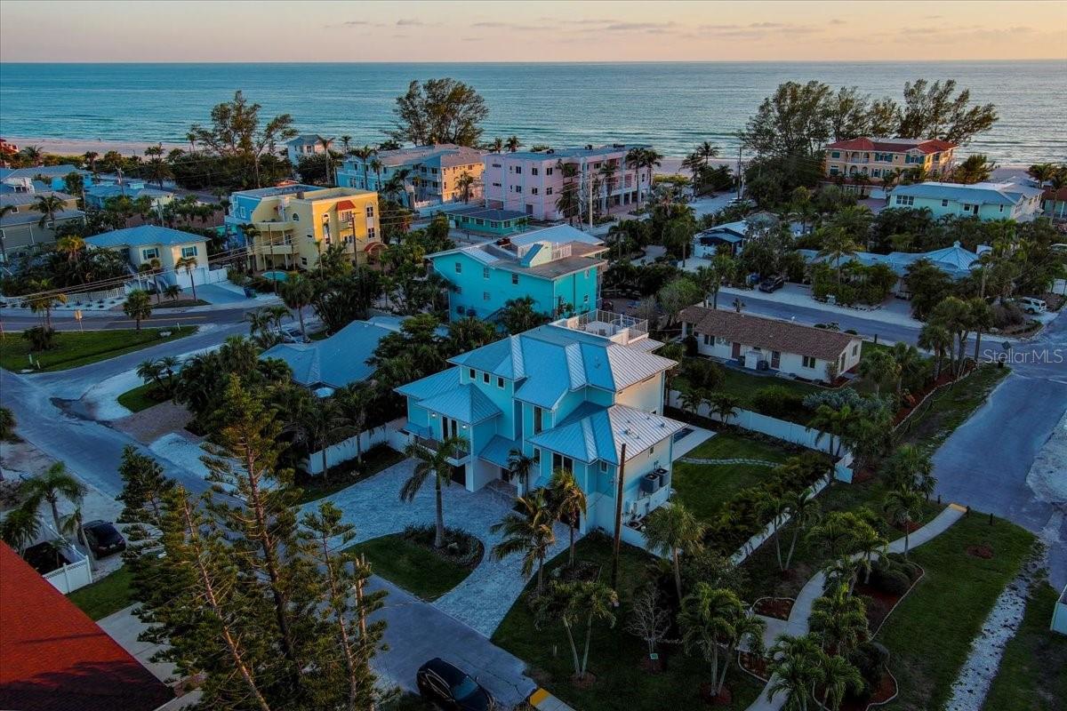 3702 5TH AVE, HOLMES BEACH, FL, 34217