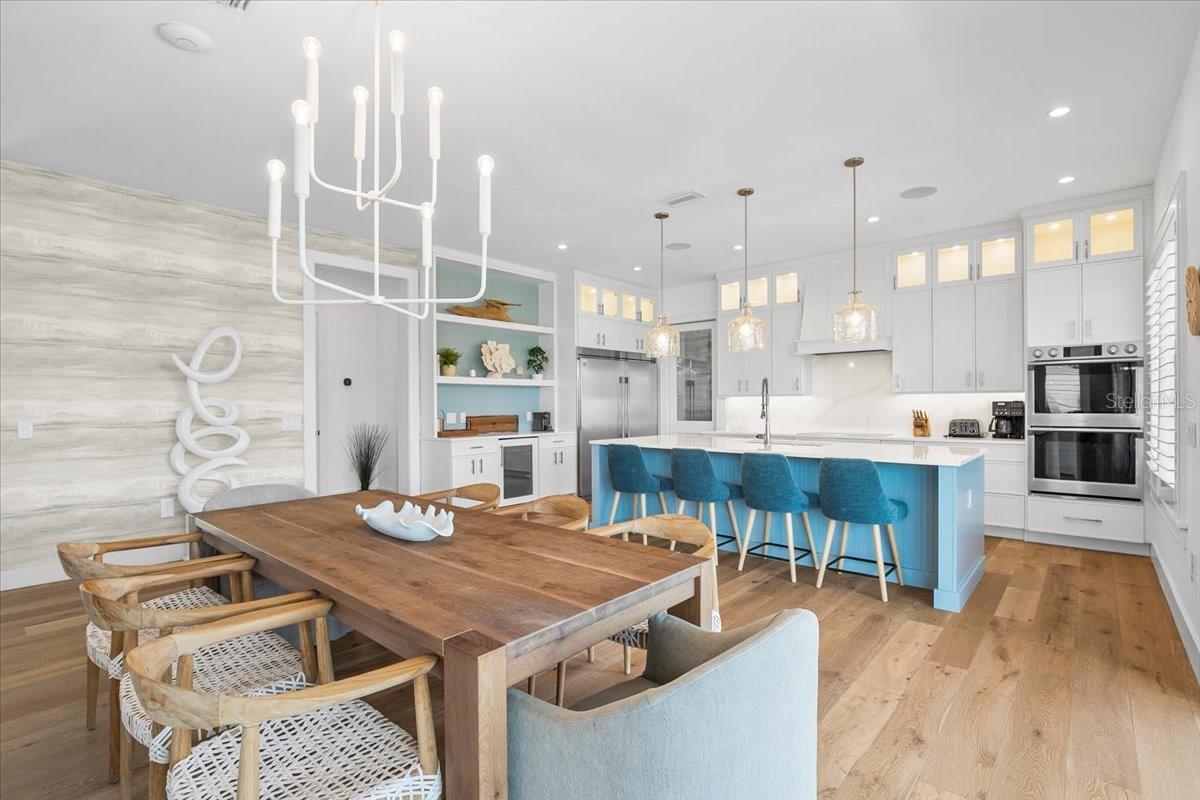 3702 5TH AVE, HOLMES BEACH, FL, 34217