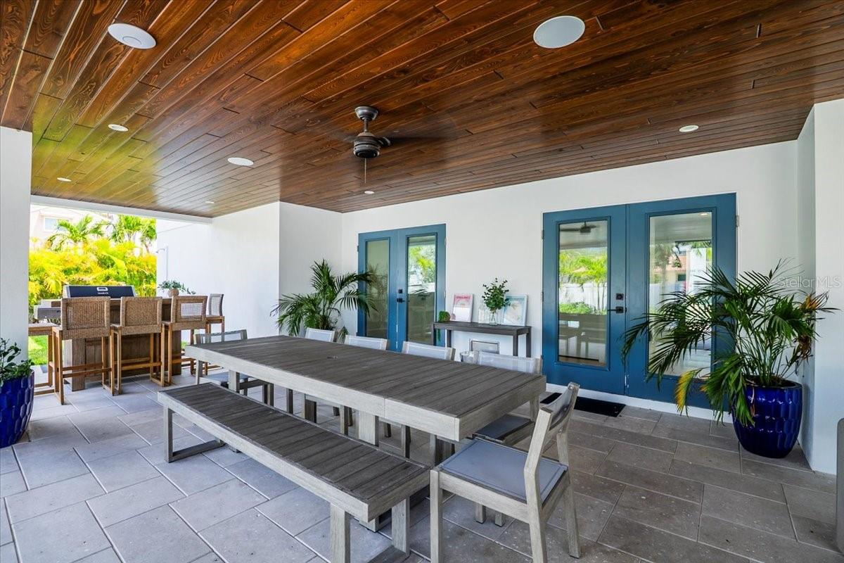 3702 5TH AVE, HOLMES BEACH, FL, 34217