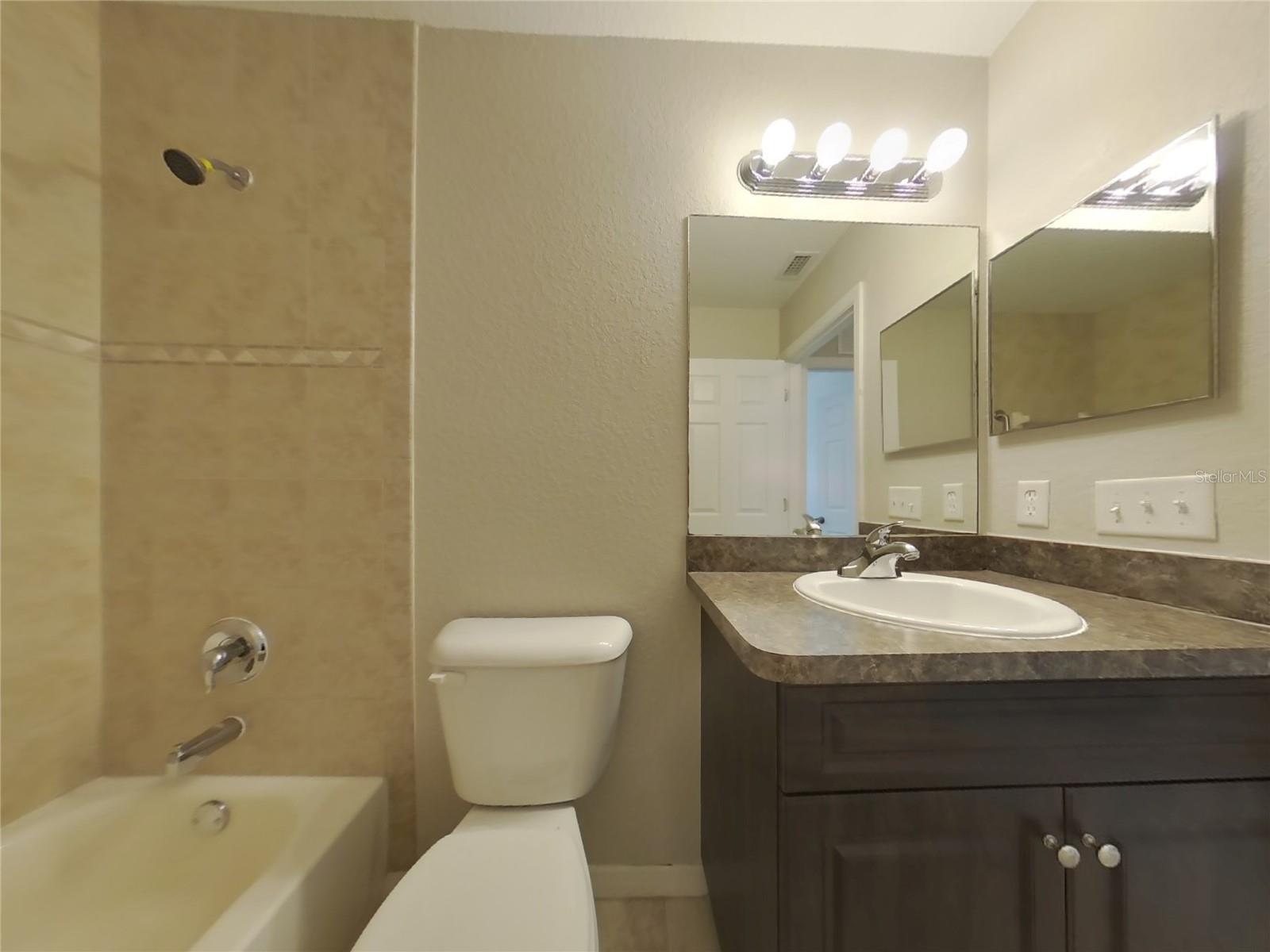 9390 FRUITLAND AVE, ENGLEWOOD, FL, 34224