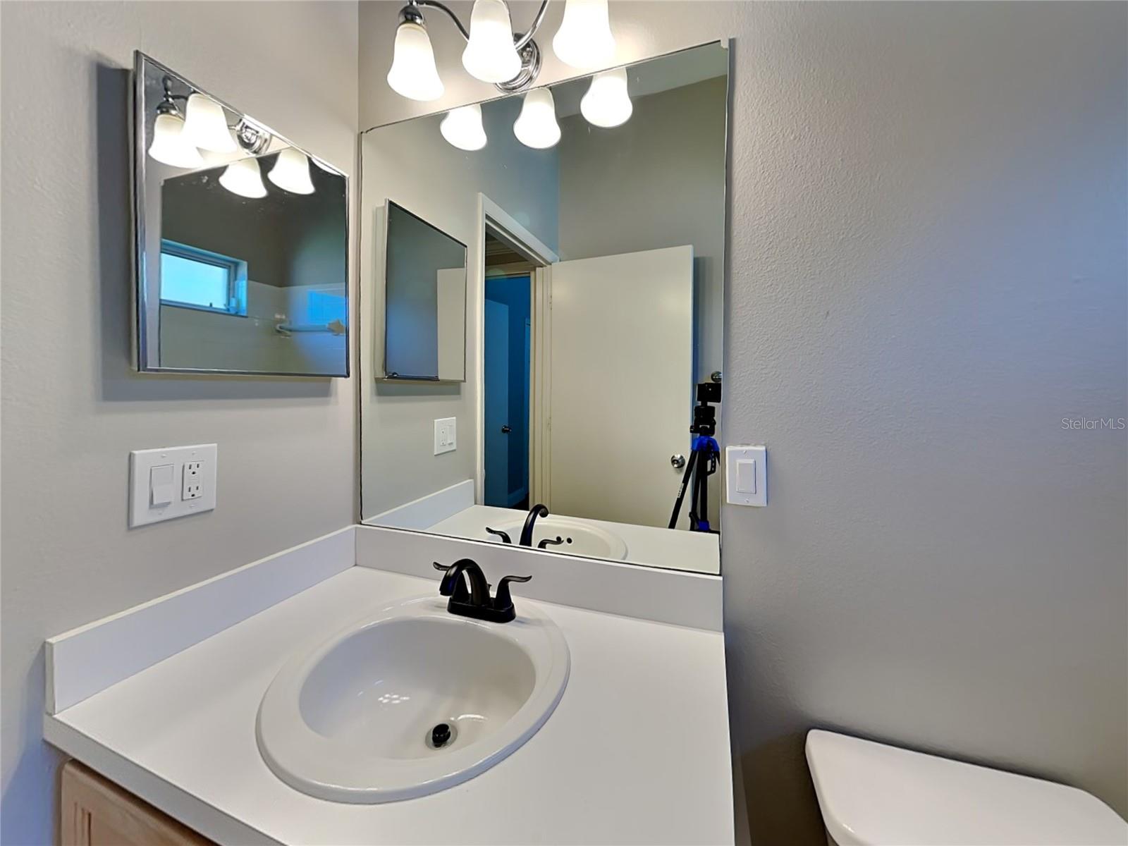 18018 PALM BREEZE DR, TAMPA, FL, 33647