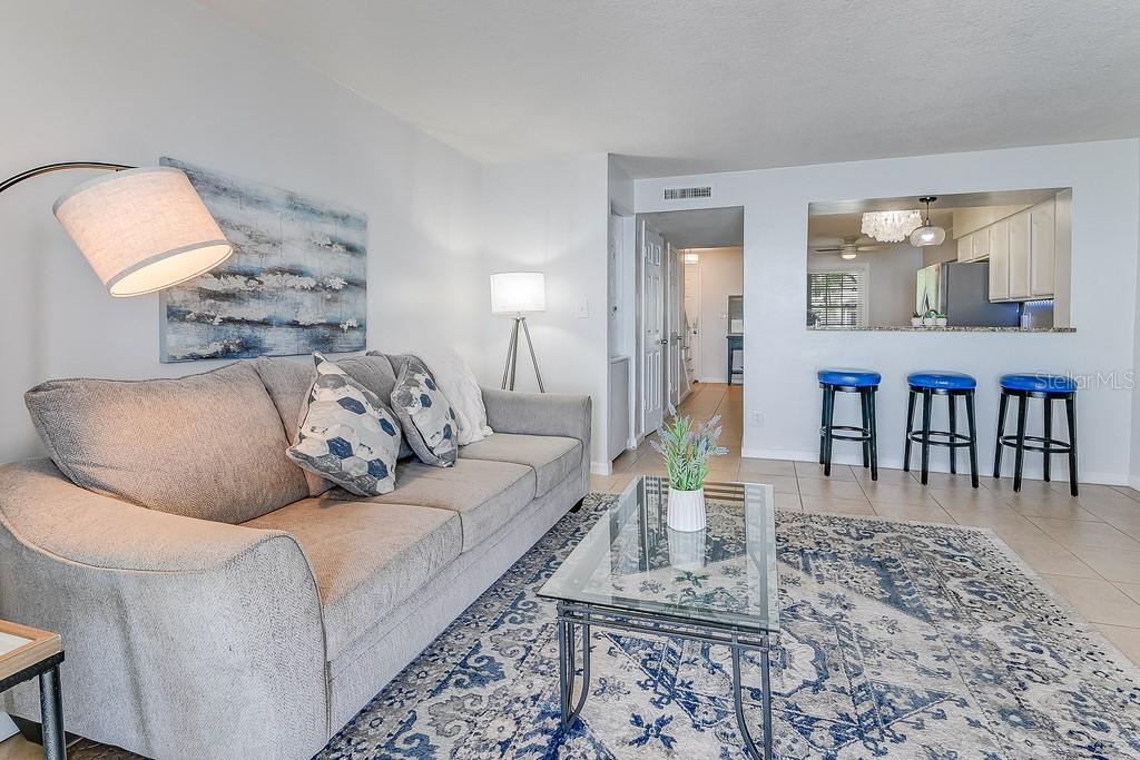 5042 COQUINA KEY DR SE, ST PETERSBURG, FL, 33705