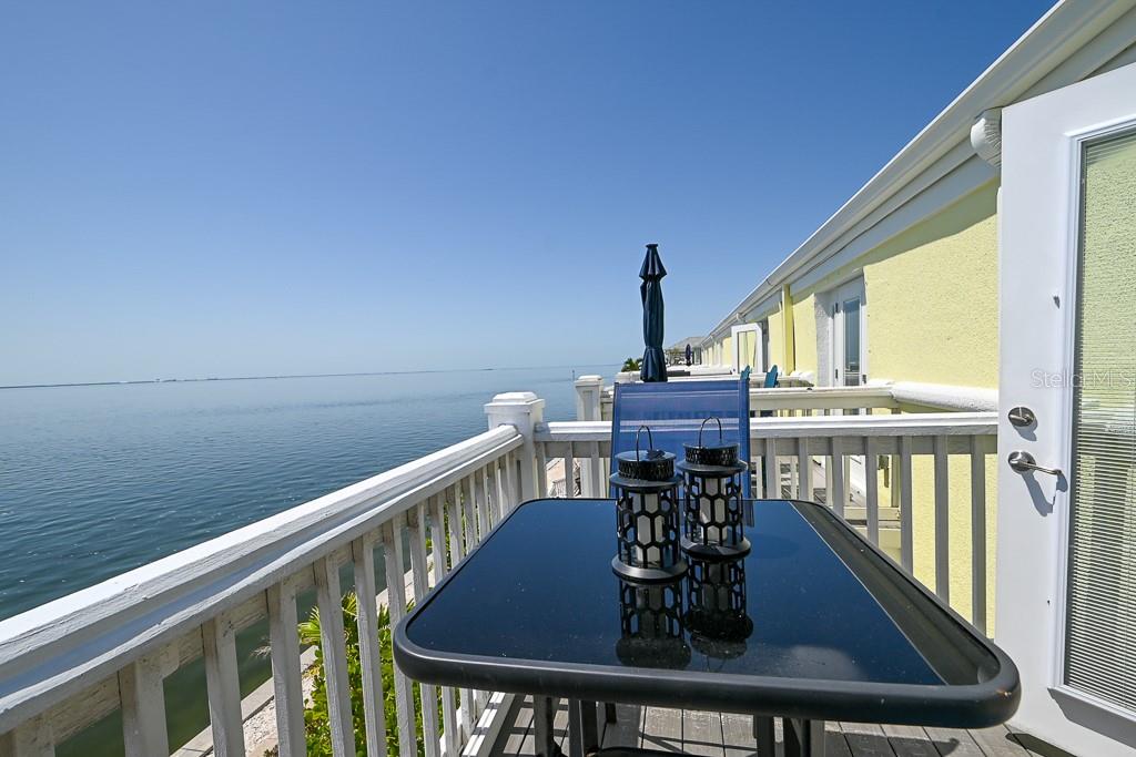 5042 COQUINA KEY DR SE, ST PETERSBURG, FL, 33705