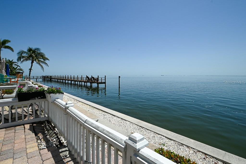 5042 COQUINA KEY DR SE, ST PETERSBURG, FL, 33705