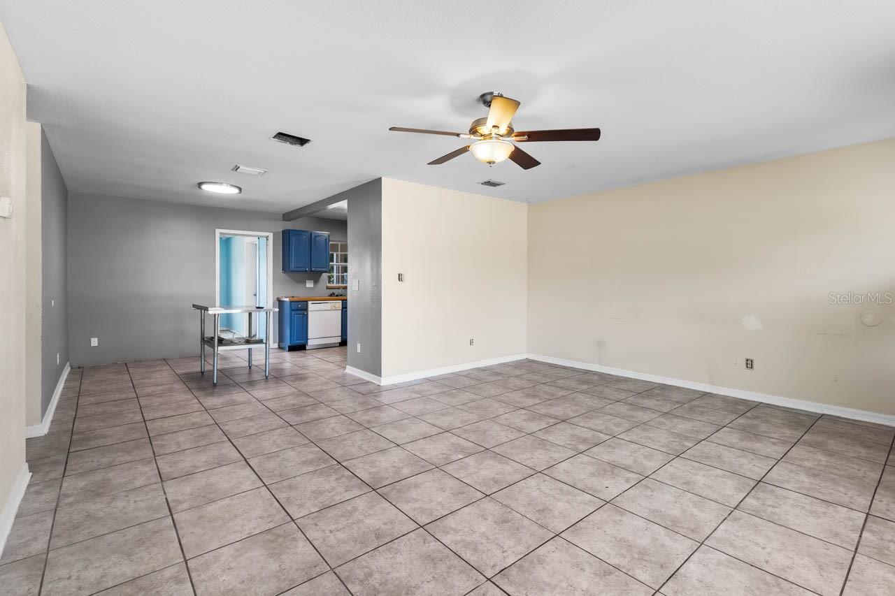 6208 FLORIDA CIR E, APOLLO BEACH, FL, 33572