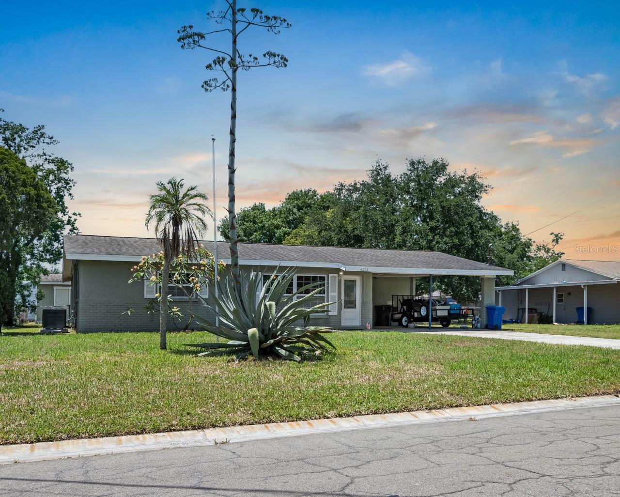 6208 FLORIDA CIR E, APOLLO BEACH, FL, 33572