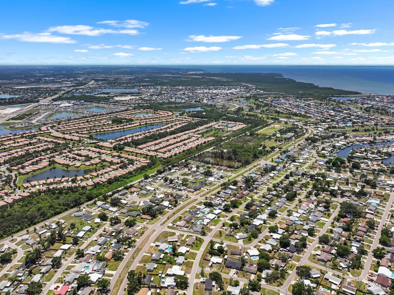 6208 FLORIDA CIR E, APOLLO BEACH, FL, 33572