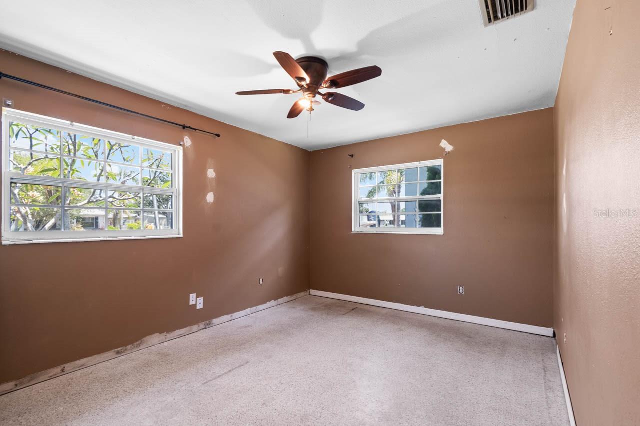 6208 FLORIDA CIR E, APOLLO BEACH, FL, 33572