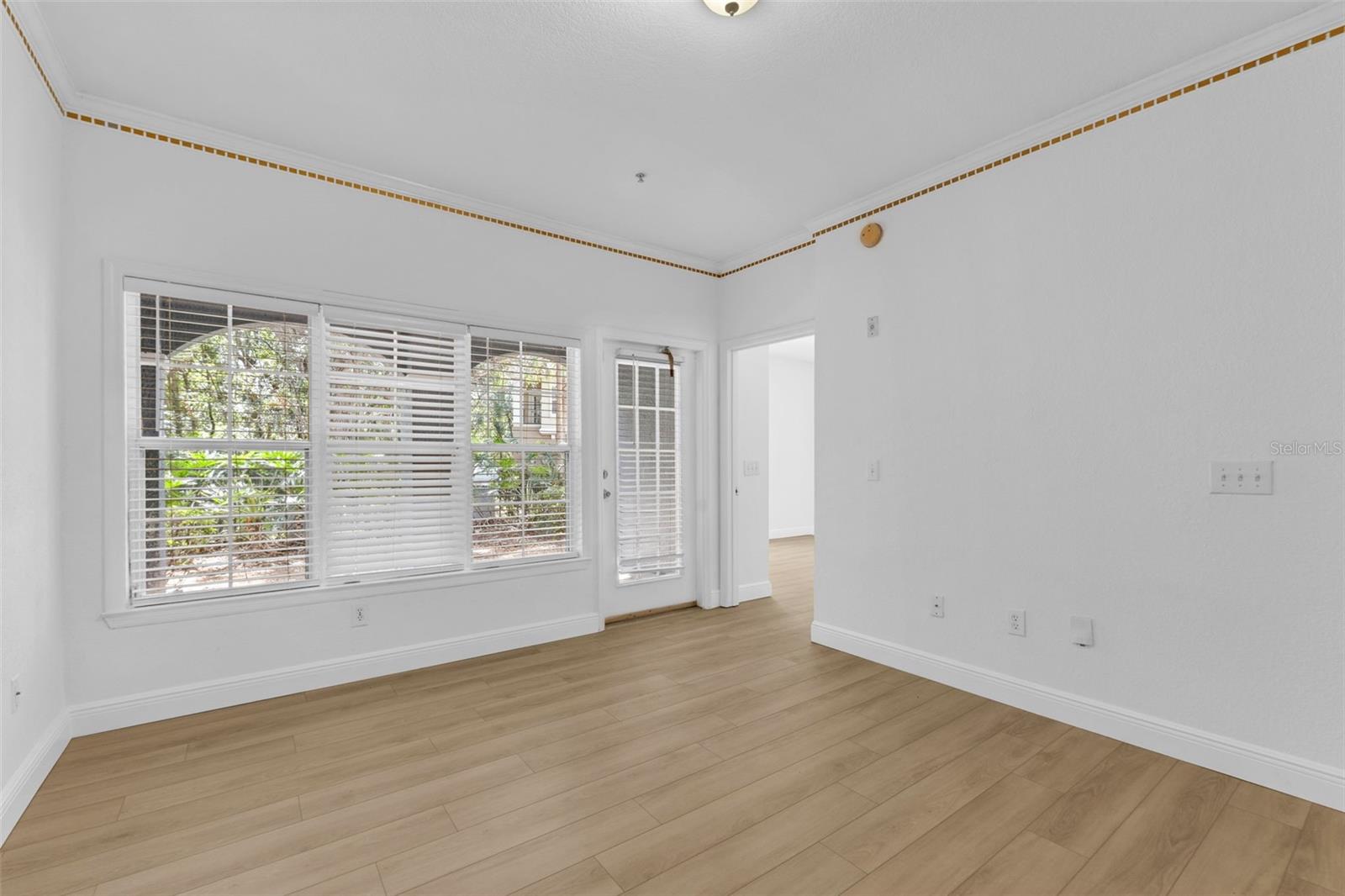 3561 CONROY RD #216, ORLANDO, FL, 32839