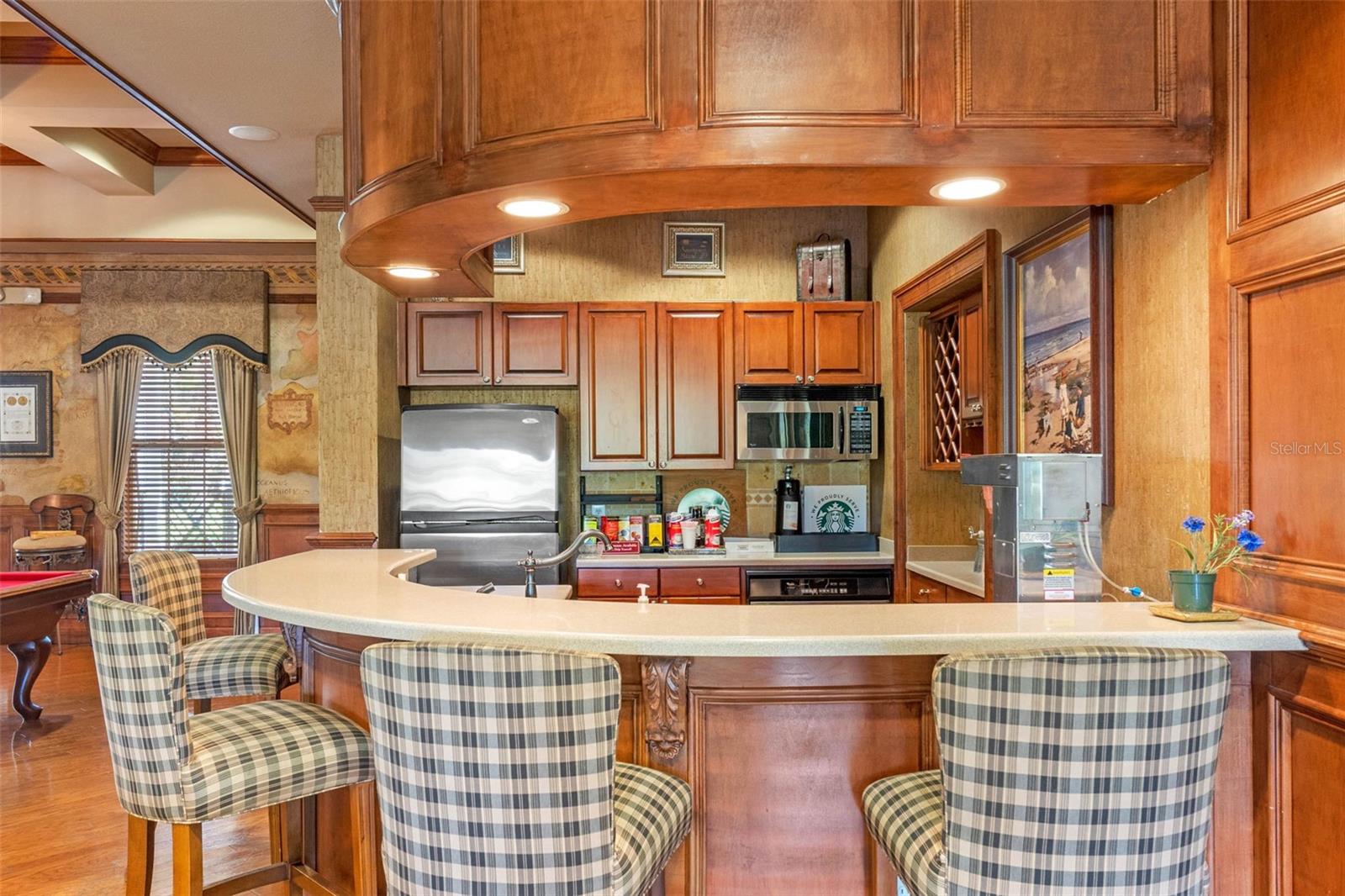 3561 CONROY RD #216, ORLANDO, FL, 32839