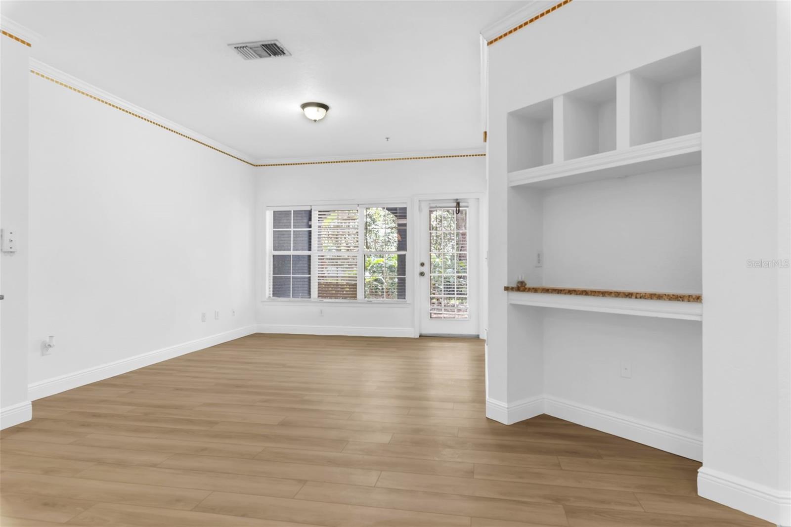 3561 CONROY RD #216, ORLANDO, FL, 32839