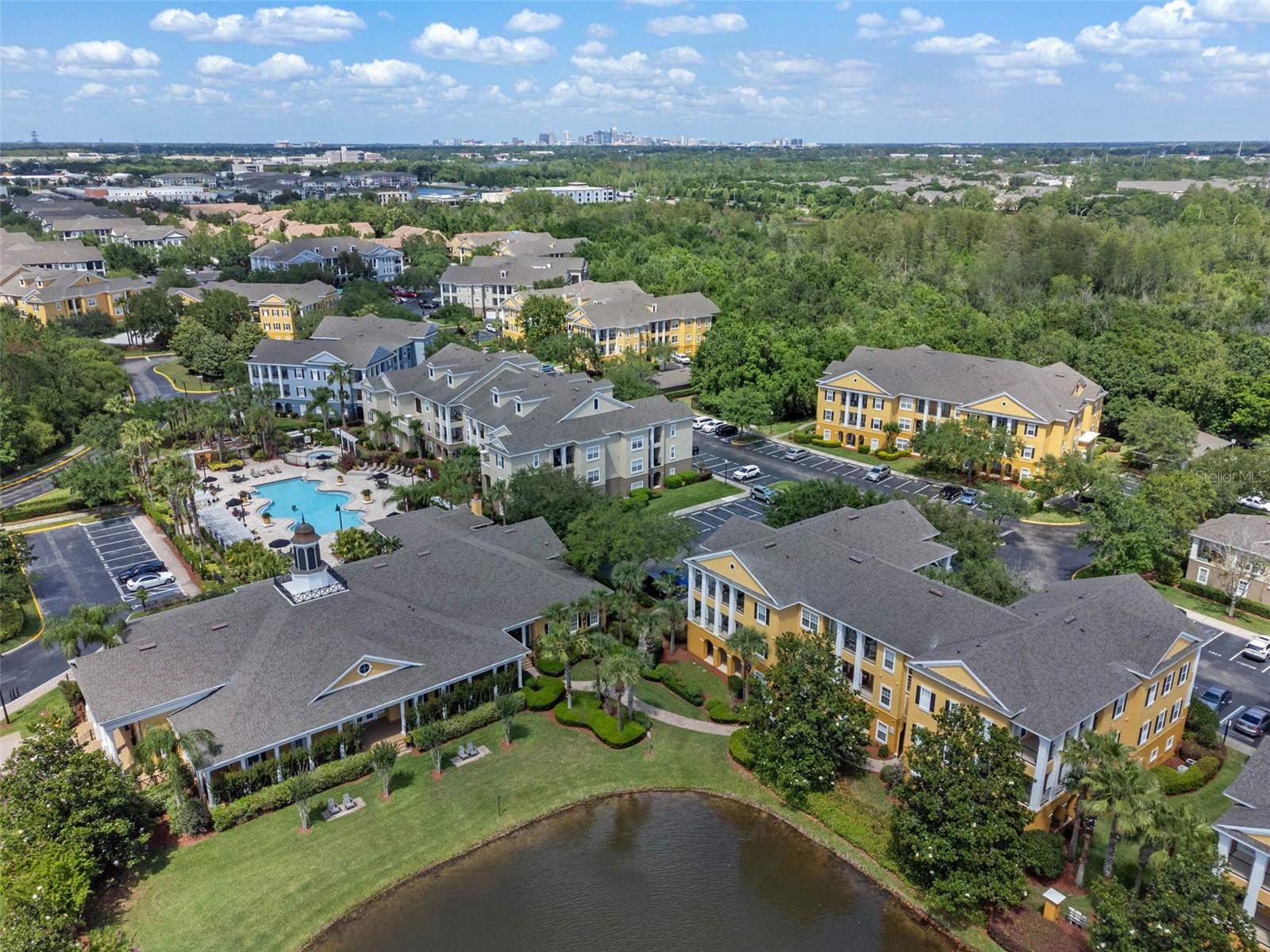 3561 CONROY RD #216, ORLANDO, FL, 32839