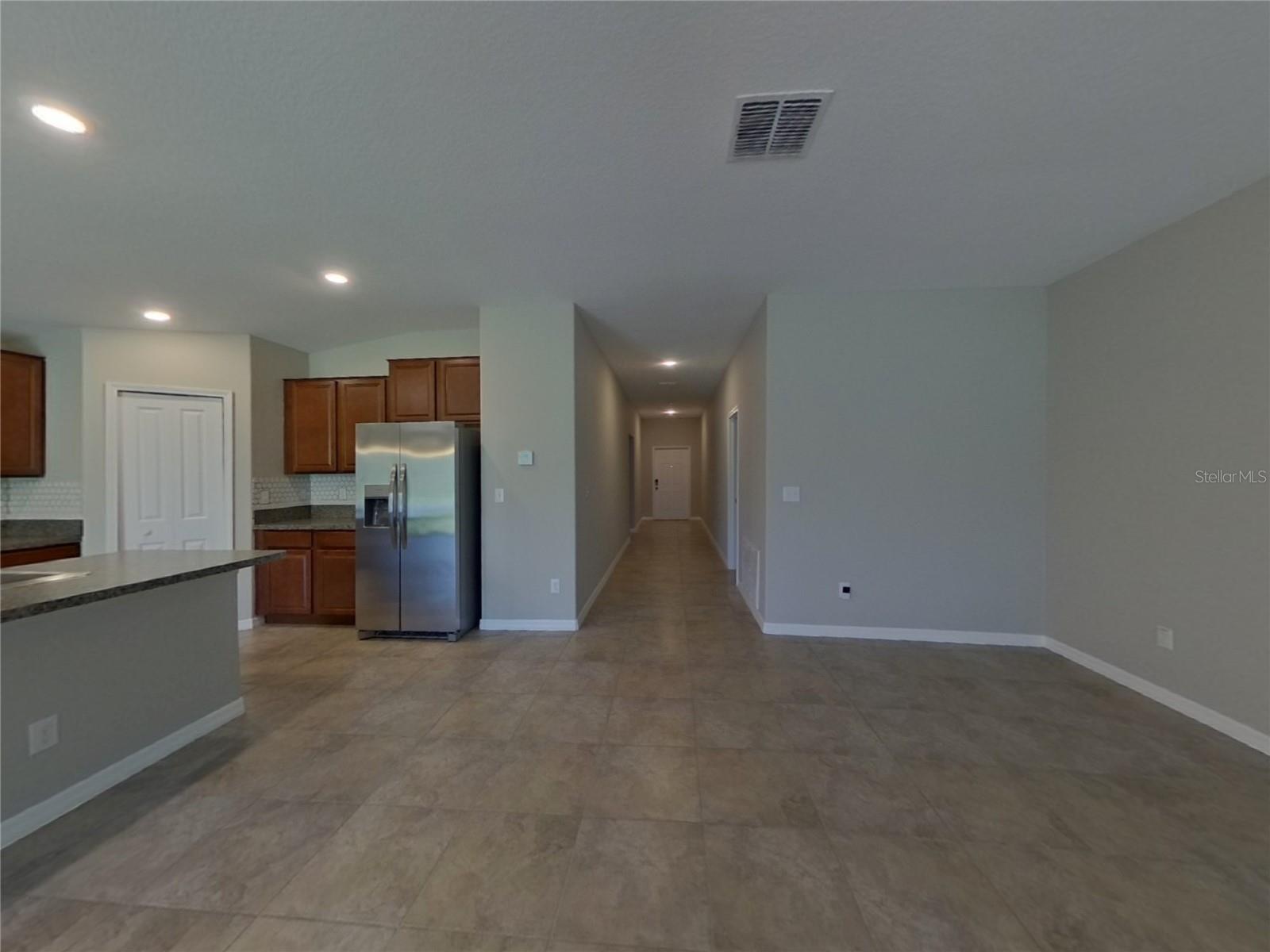 17224 WHITE MANGROVE DR, WIMAUMA, FL, 33598