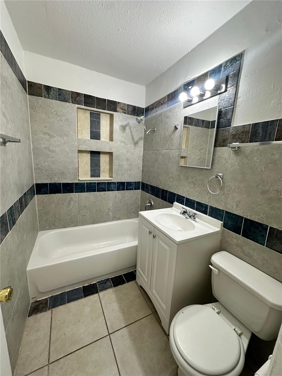 1107 E MAIN ST, LEESBURG, FL, 34748