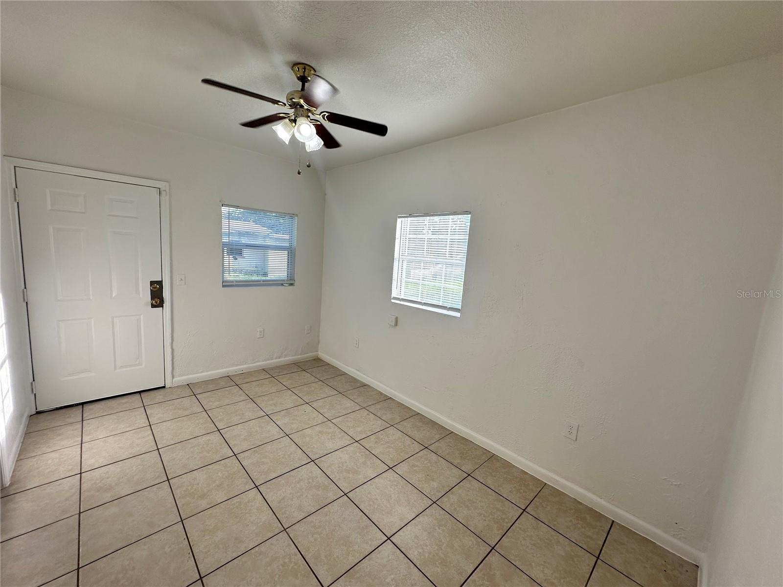 1107 E MAIN ST, LEESBURG, FL, 34748