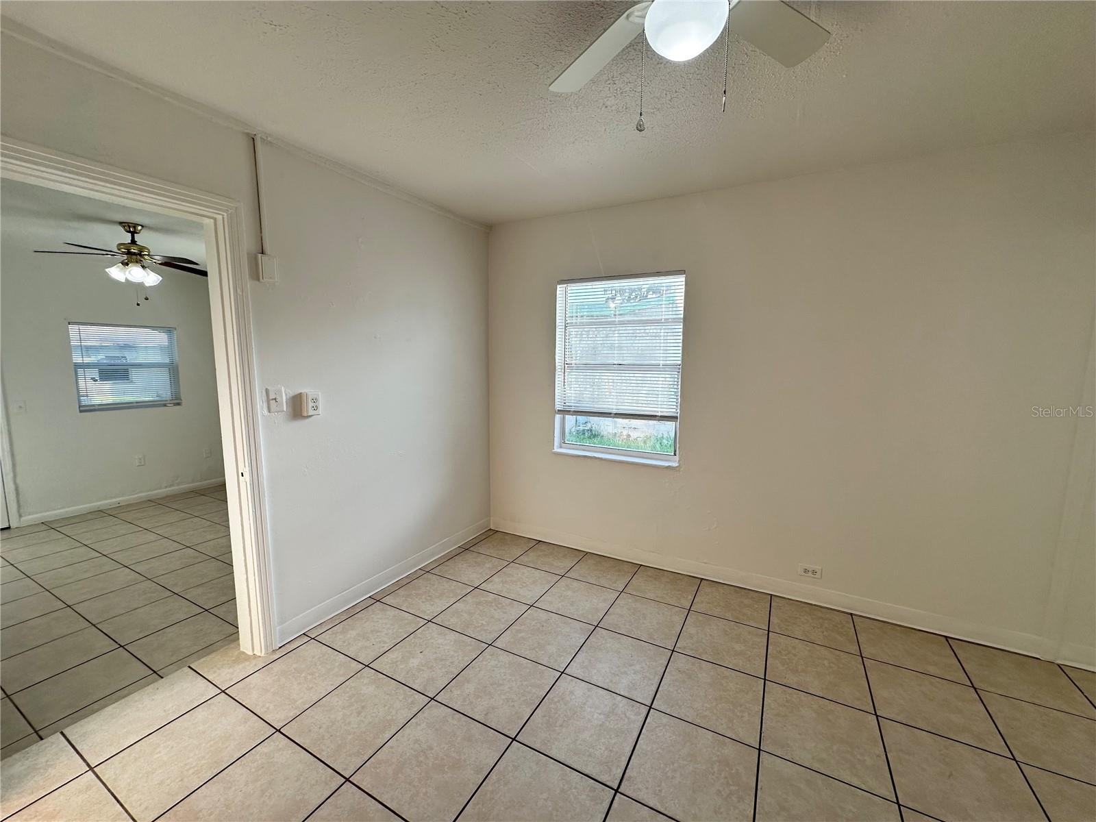 1107 E MAIN ST, LEESBURG, FL, 34748