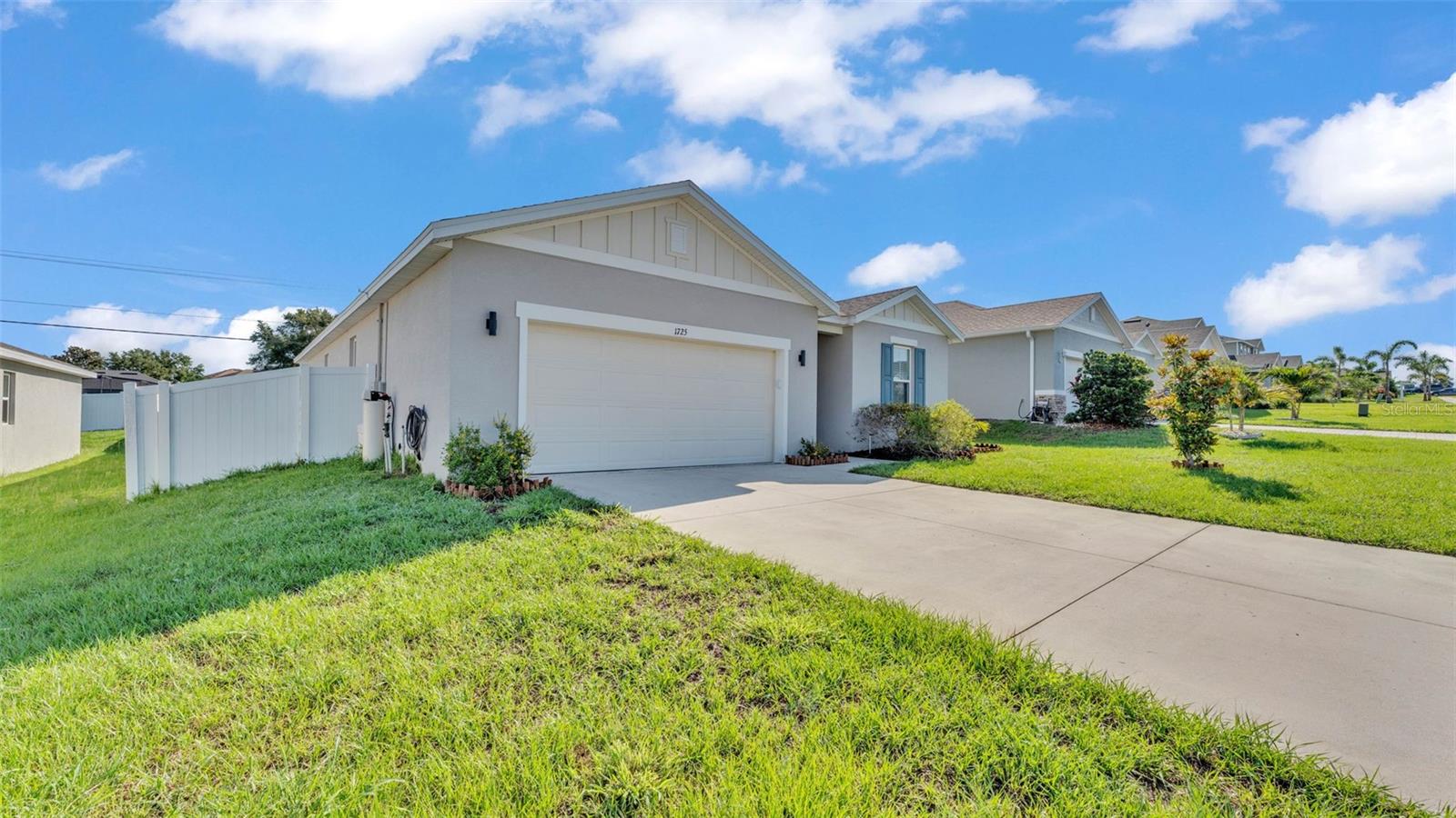 1725 HILL TOP DR, DUNDEE, FL, 33838