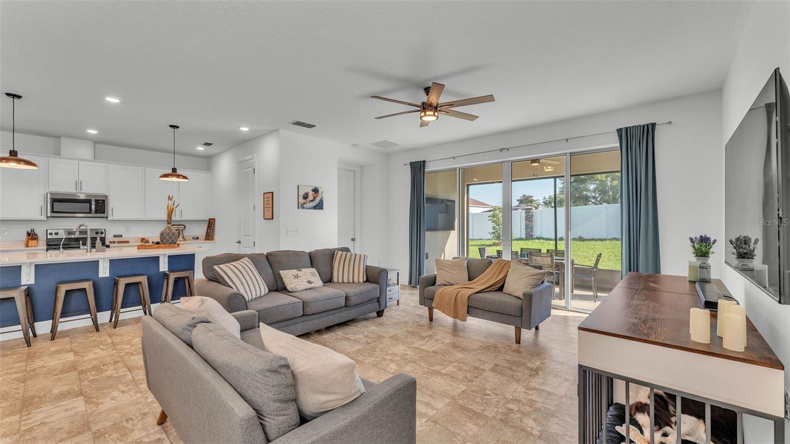 1725 HILL TOP DR, DUNDEE, FL, 33838