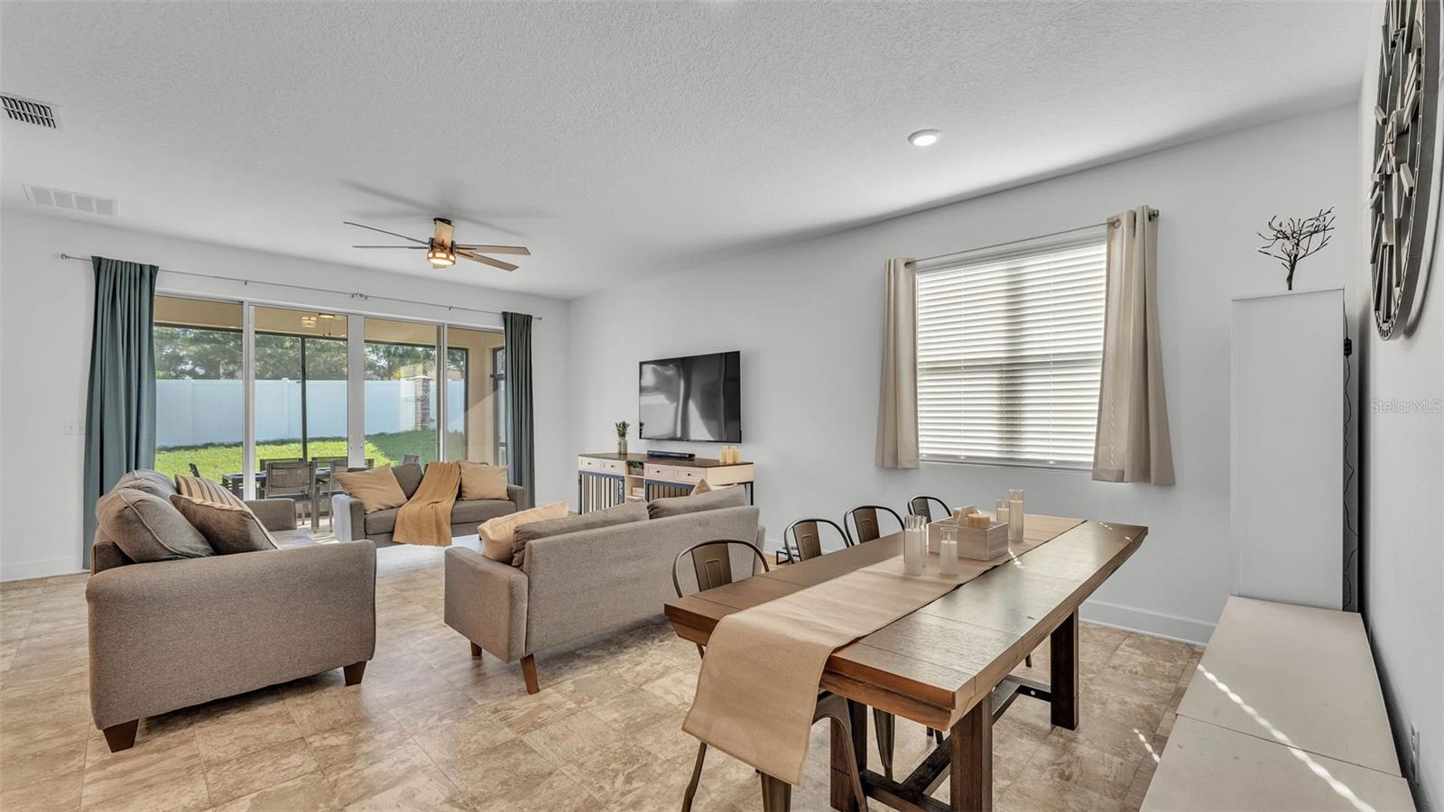 1725 HILL TOP DR, DUNDEE, FL, 33838