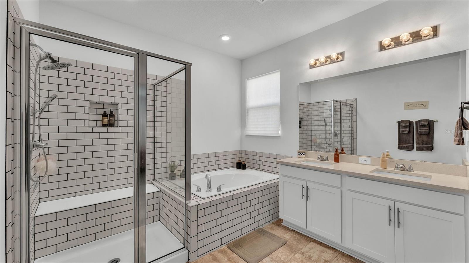 1725 HILL TOP DR, DUNDEE, FL, 33838