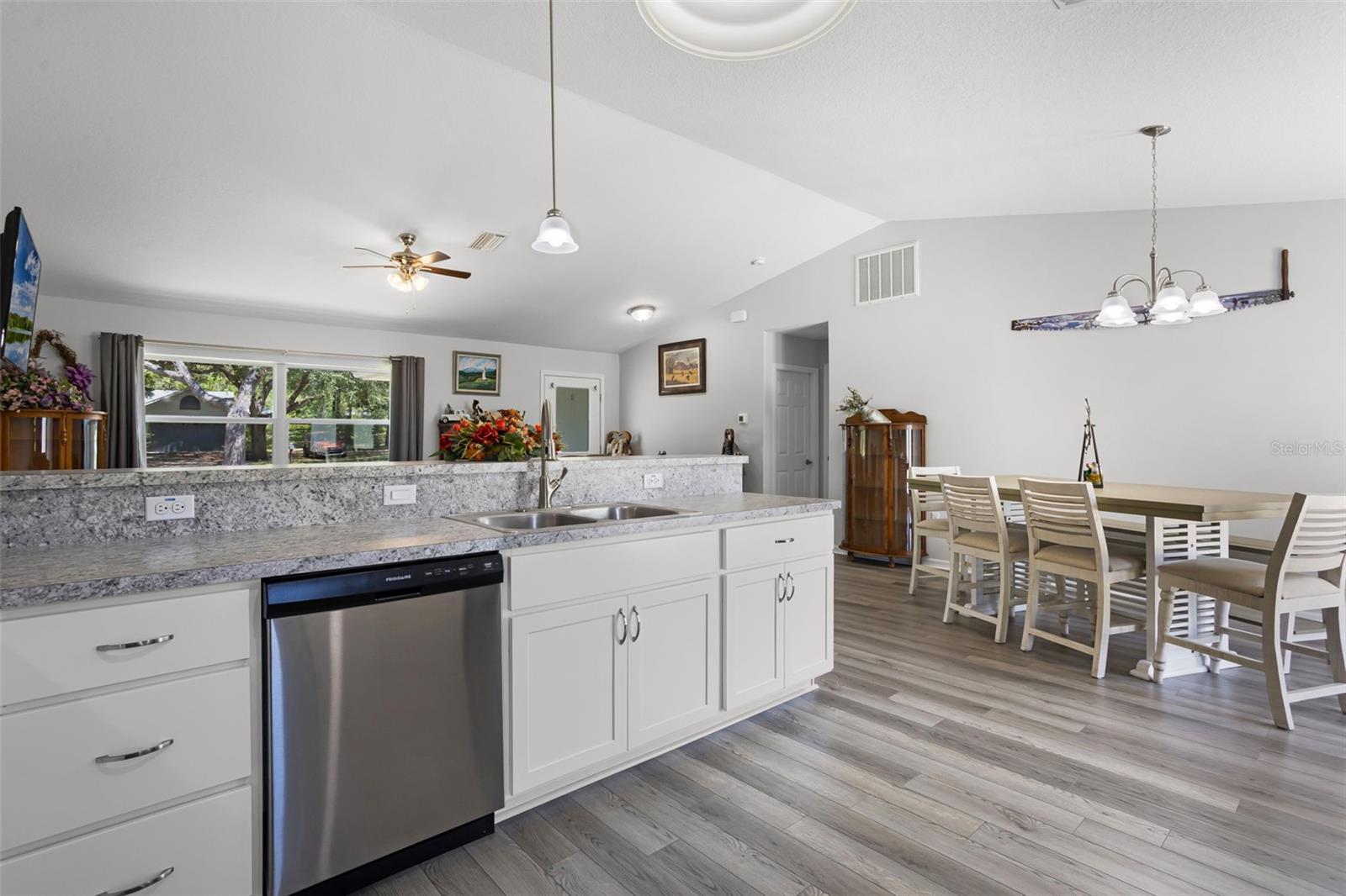 12200 S GLADIOLUS PT, FLORAL CITY, FL, 34436