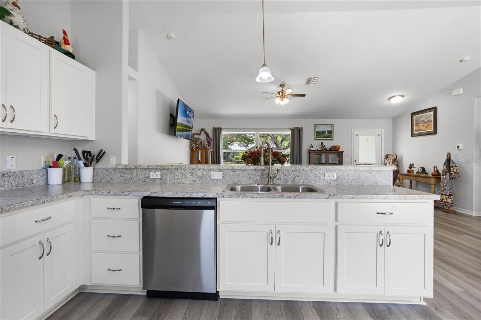 12200 S GLADIOLUS PT, FLORAL CITY, FL, 34436