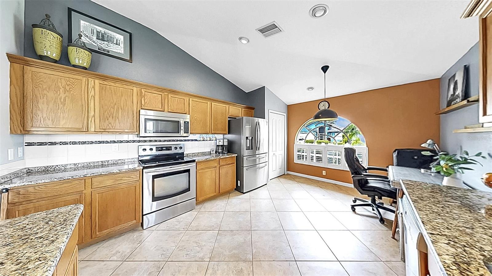 11302 CRANE LAKE CT, RIVERVIEW, FL, 33569