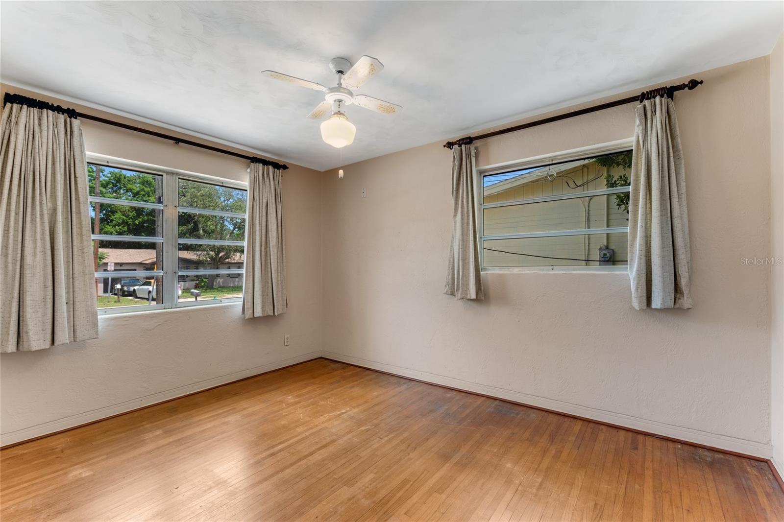 944 ESSEX RD, DAYTONA BEACH, FL, 32117