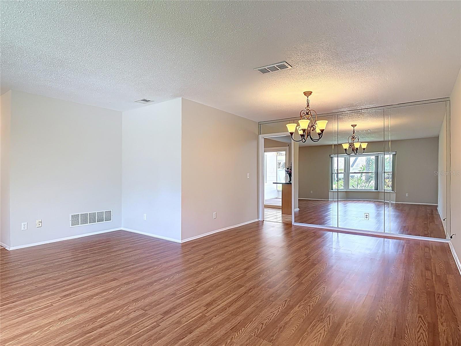 832 WILDWOOD CIR, PORT ORANGE, FL, 32127