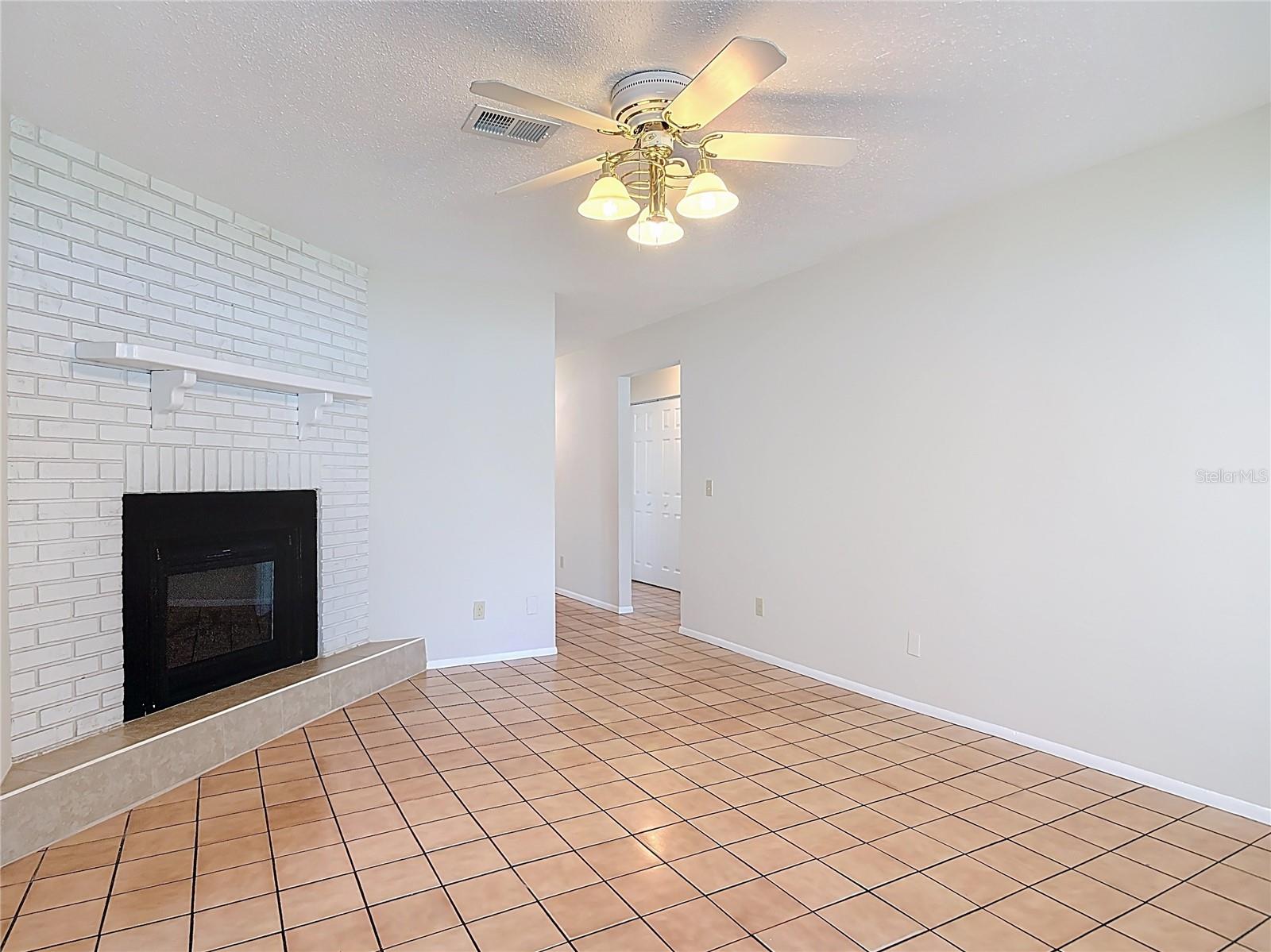 832 WILDWOOD CIR, PORT ORANGE, FL, 32127