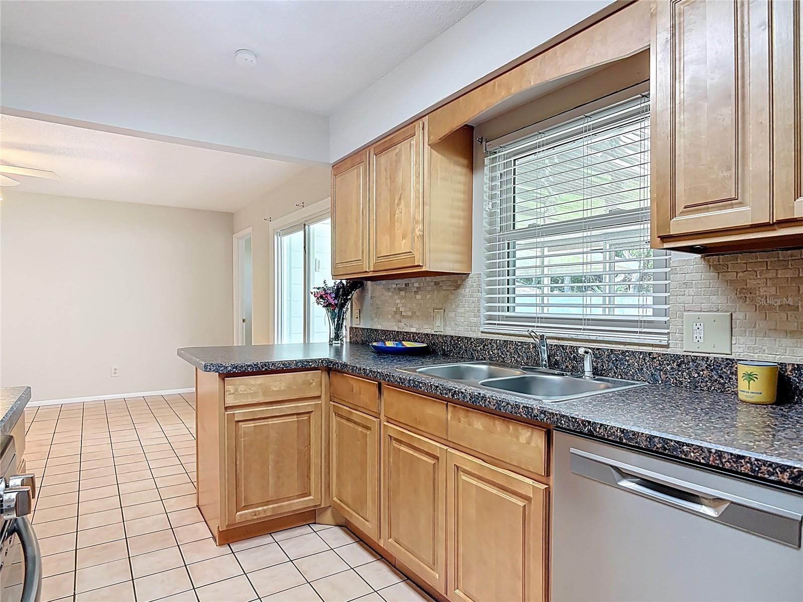 832 WILDWOOD CIR, PORT ORANGE, FL, 32127