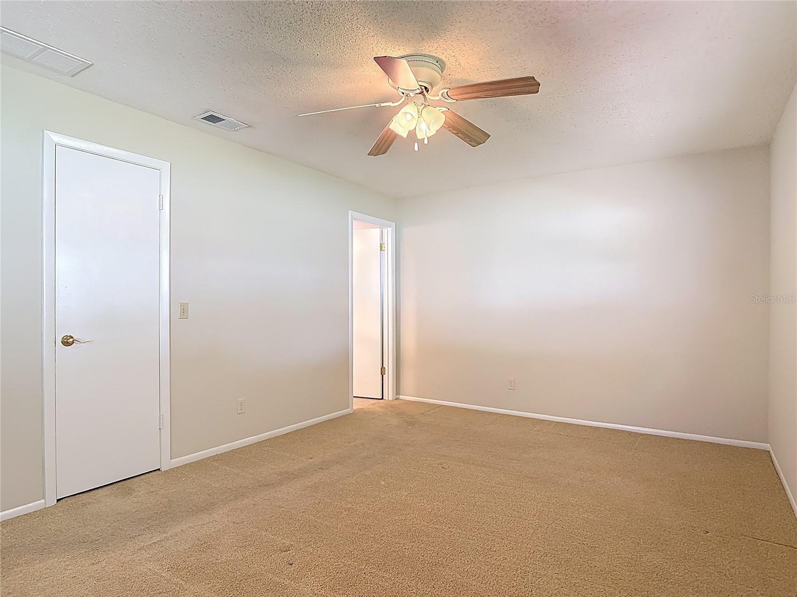 832 WILDWOOD CIR, PORT ORANGE, FL, 32127