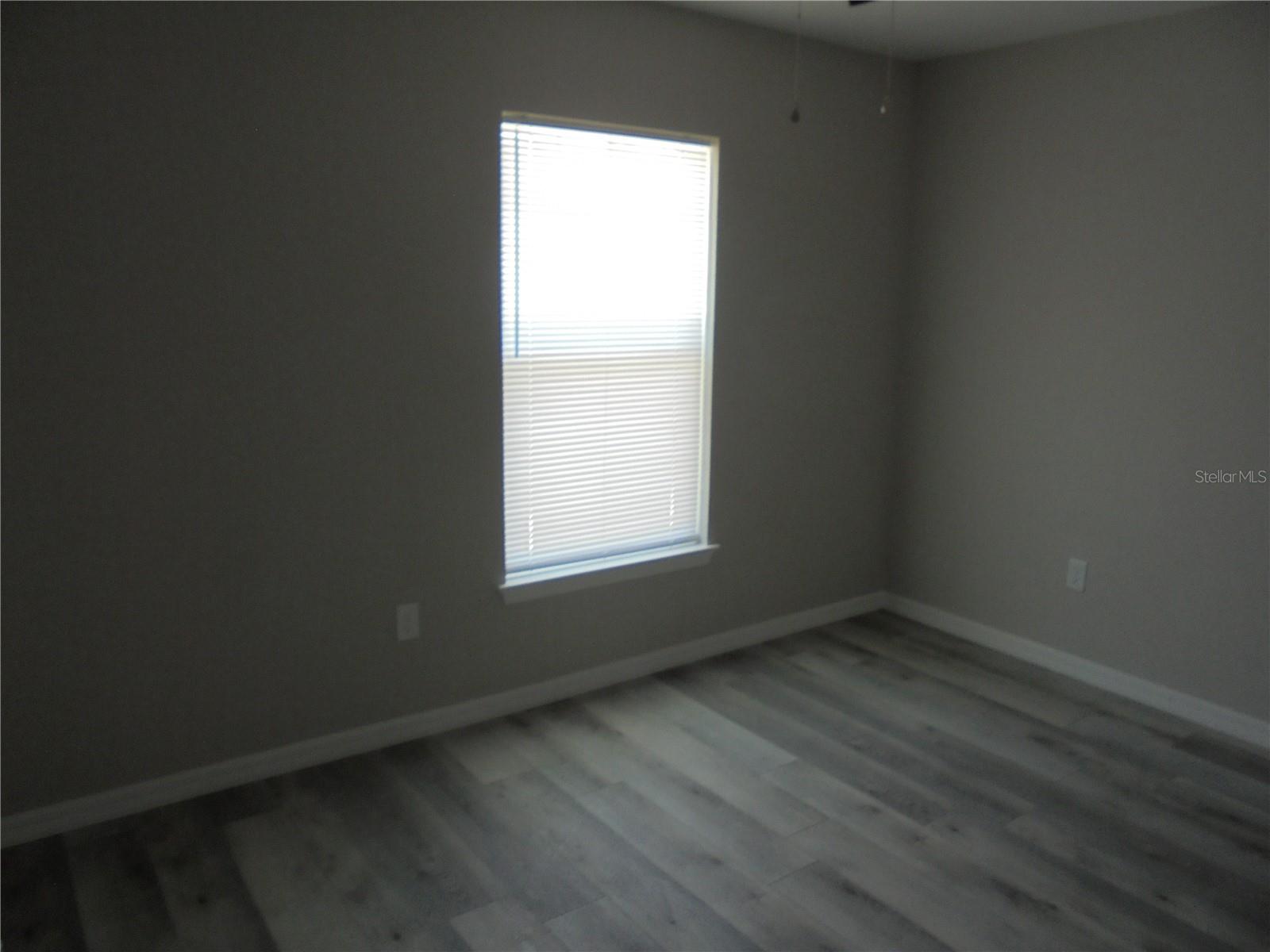 1 FISHER TERRACE TRCE #102, OCKLAWAHA, FL, 32179