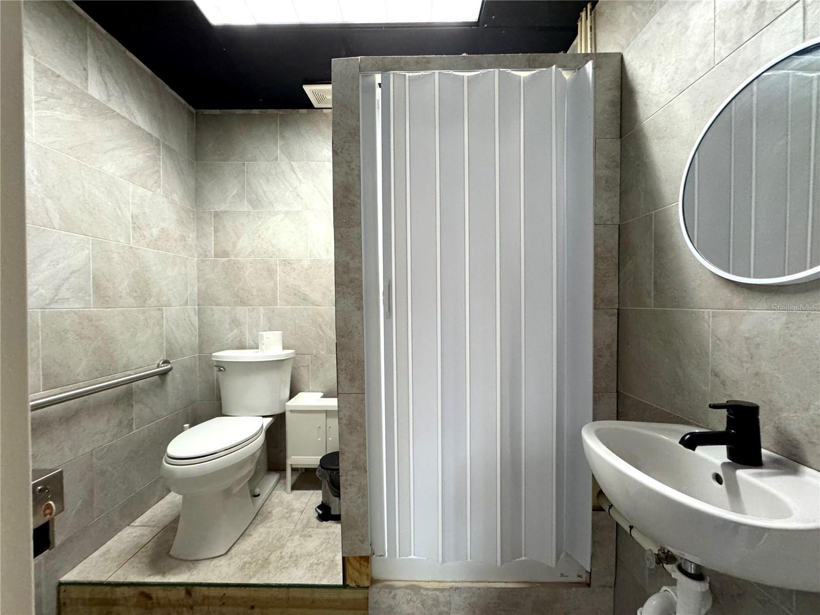 8615 COMMODITY CIR #14, ORLANDO, FL, 32819