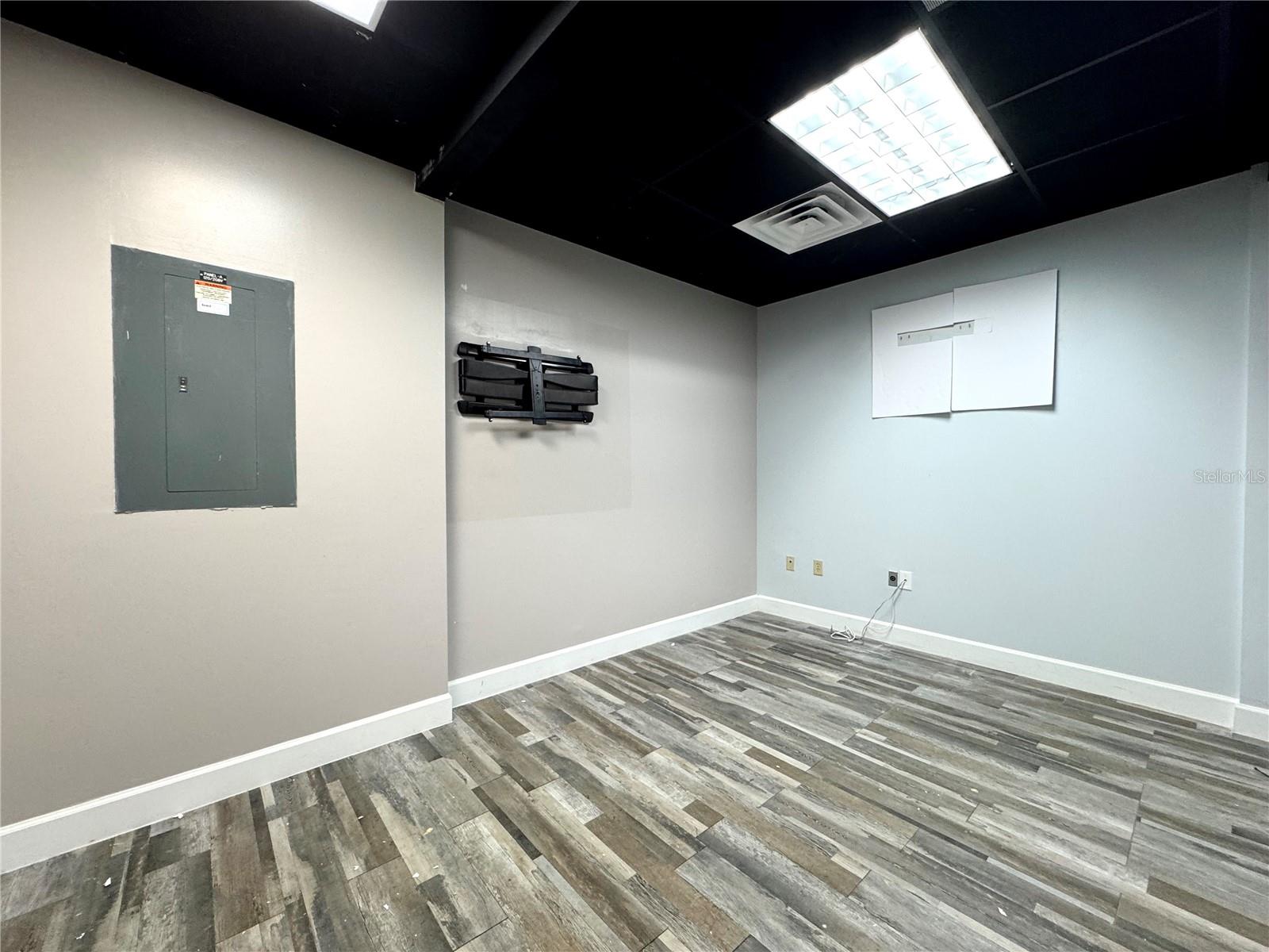 8615 COMMODITY CIR #14, ORLANDO, FL, 32819