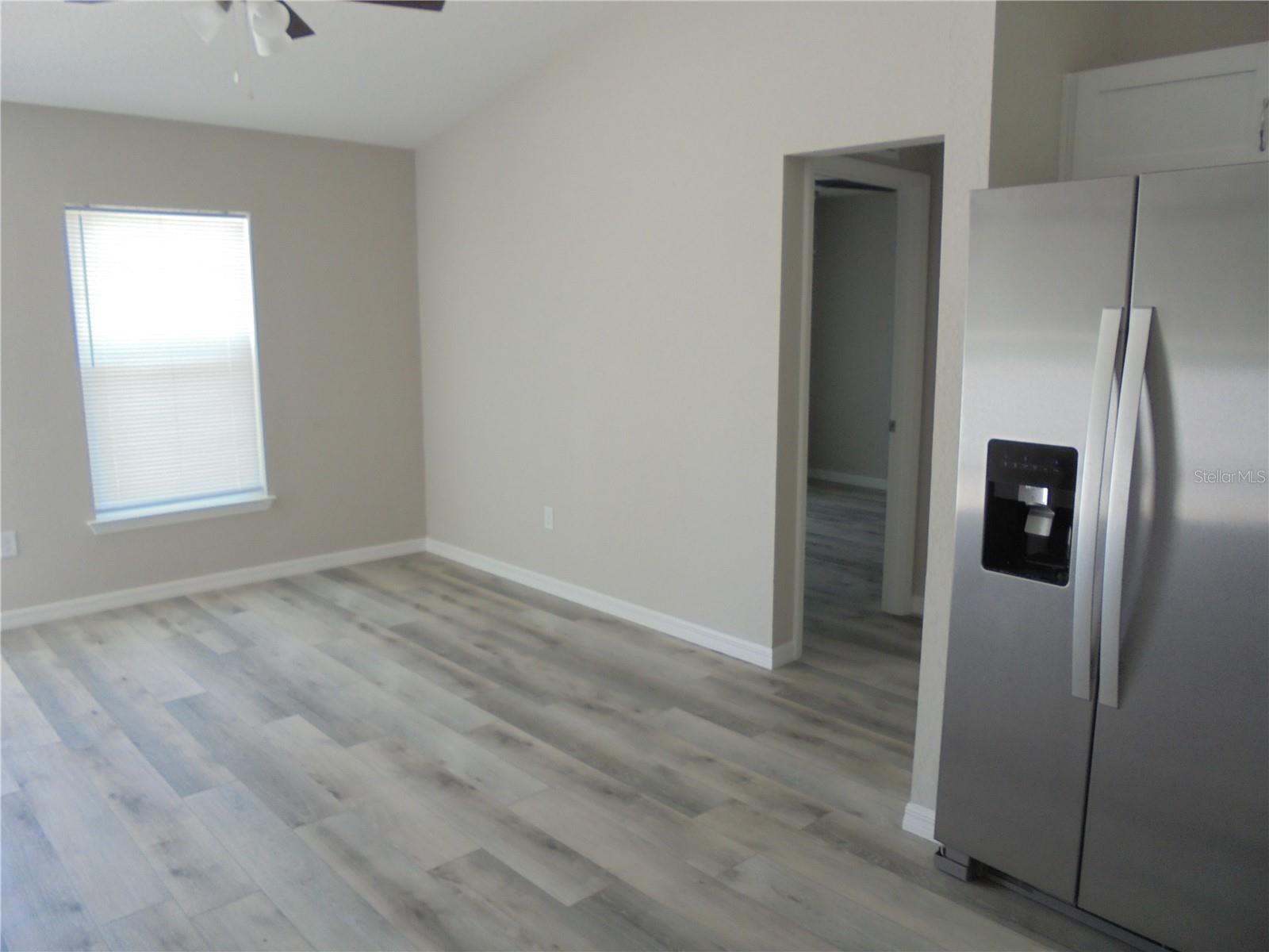 1 FISHER TERRACE TRCE #202, OCKLAWAHA, FL, 32179