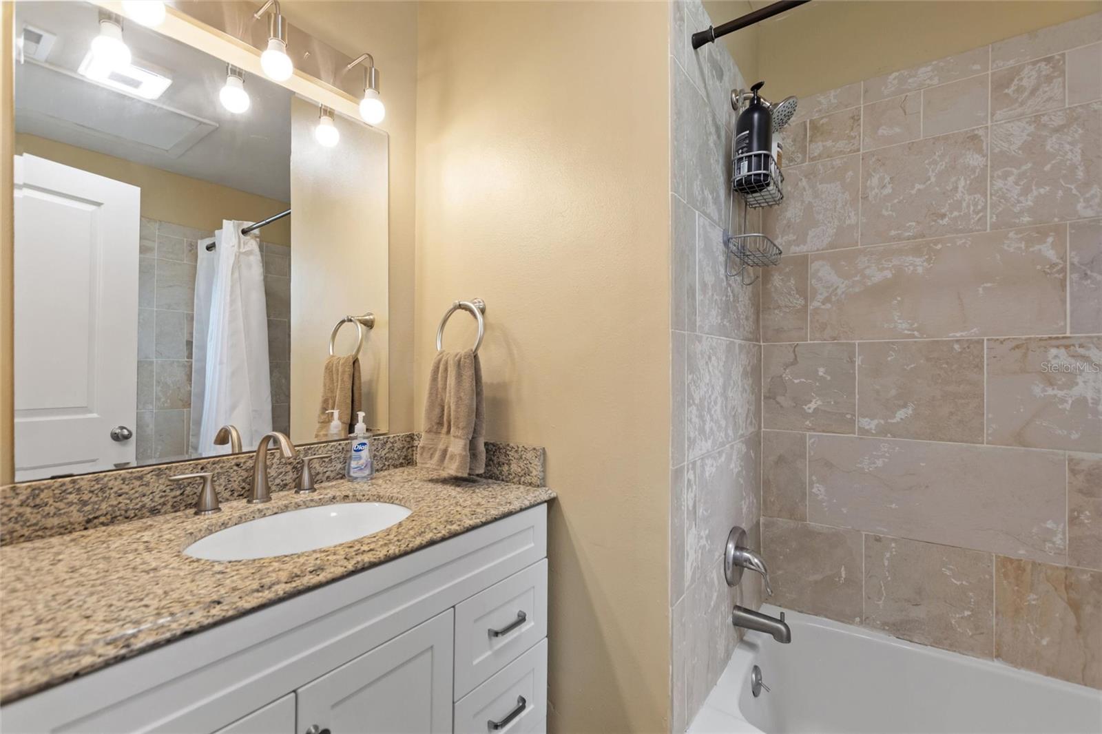 440 LAKE DAISY DR, WINTER HAVEN, FL, 33884