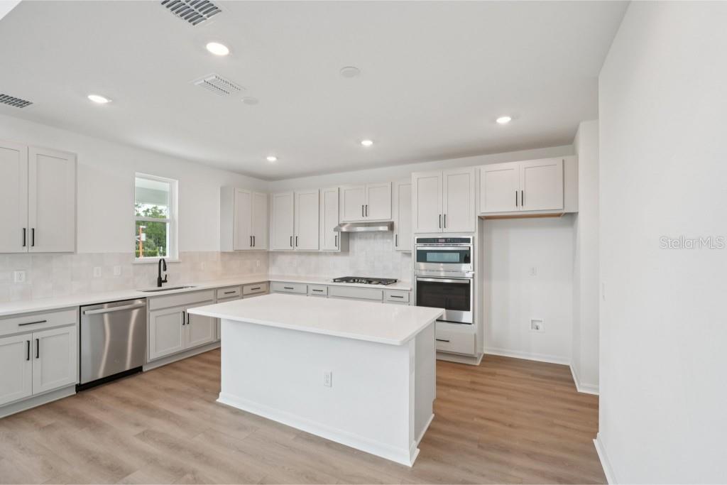 710 JUNONIA BLVD, NEW SMYRNA BEACH, FL, 32168