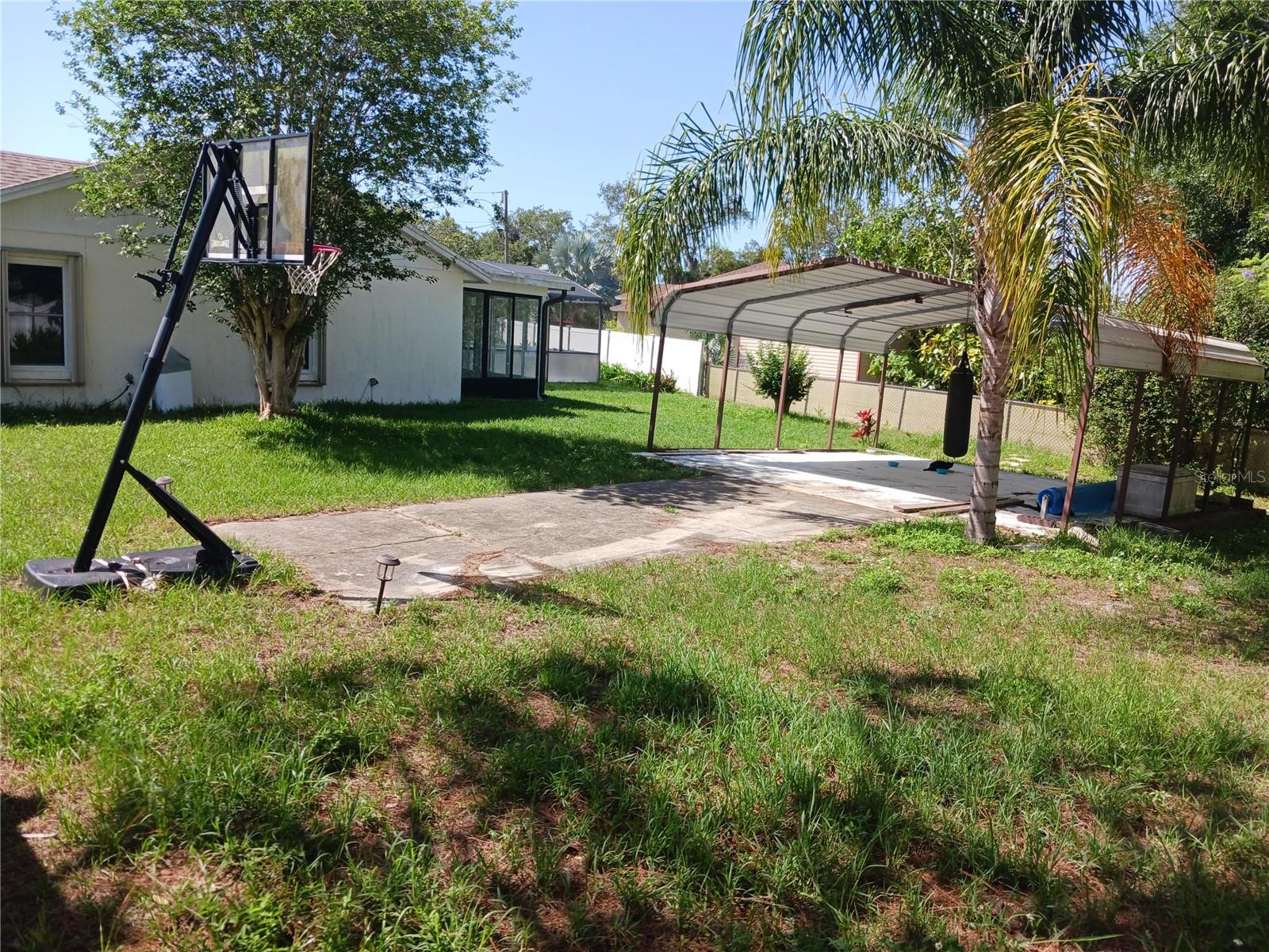 1100 PEAK CIR, DELTONA, FL, 32738