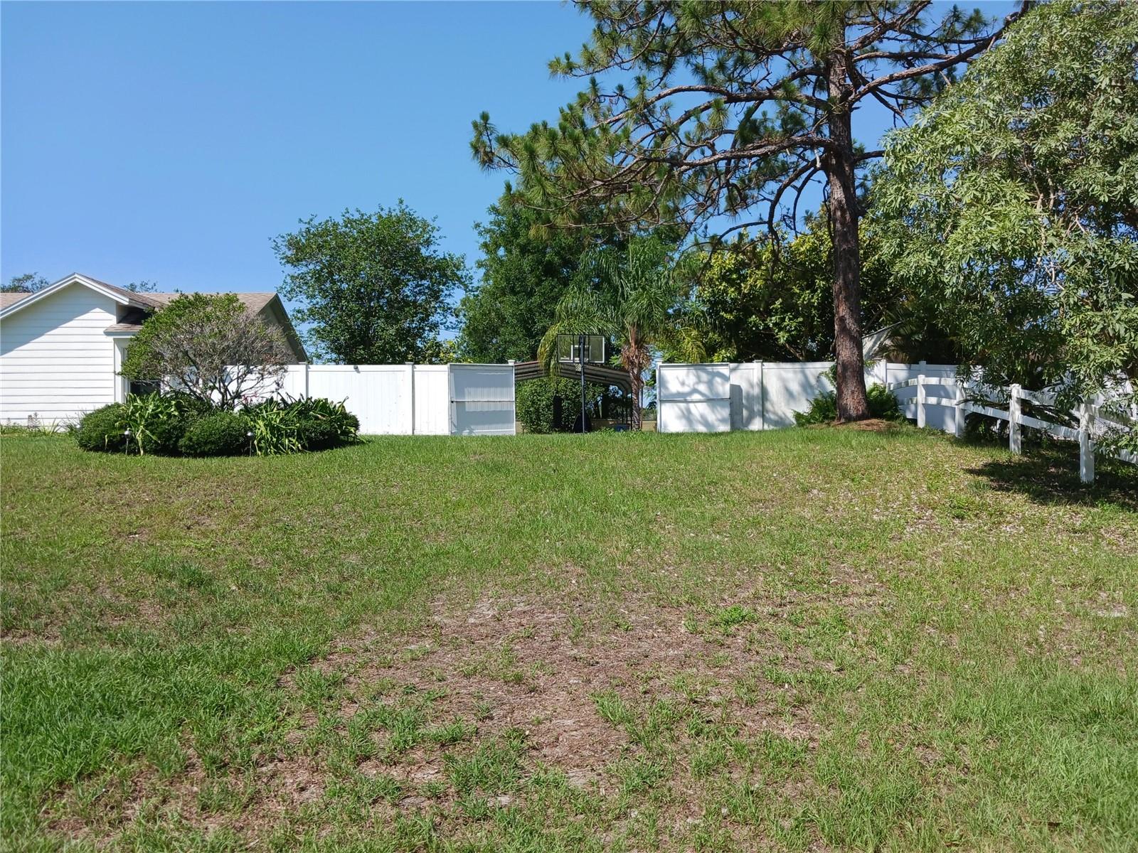 1100 PEAK CIR, DELTONA, FL, 32738