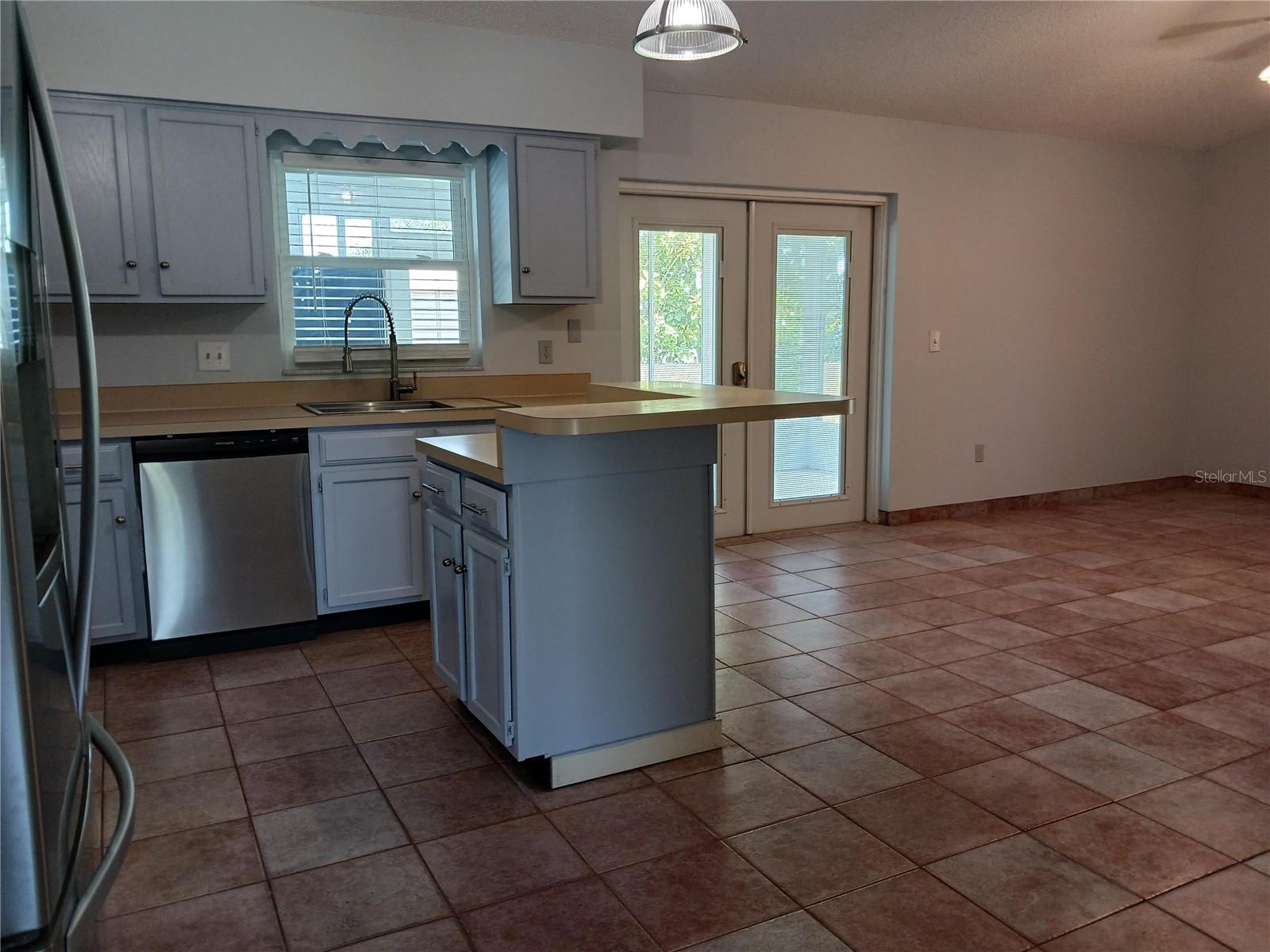 1100 PEAK CIR, DELTONA, FL, 32738