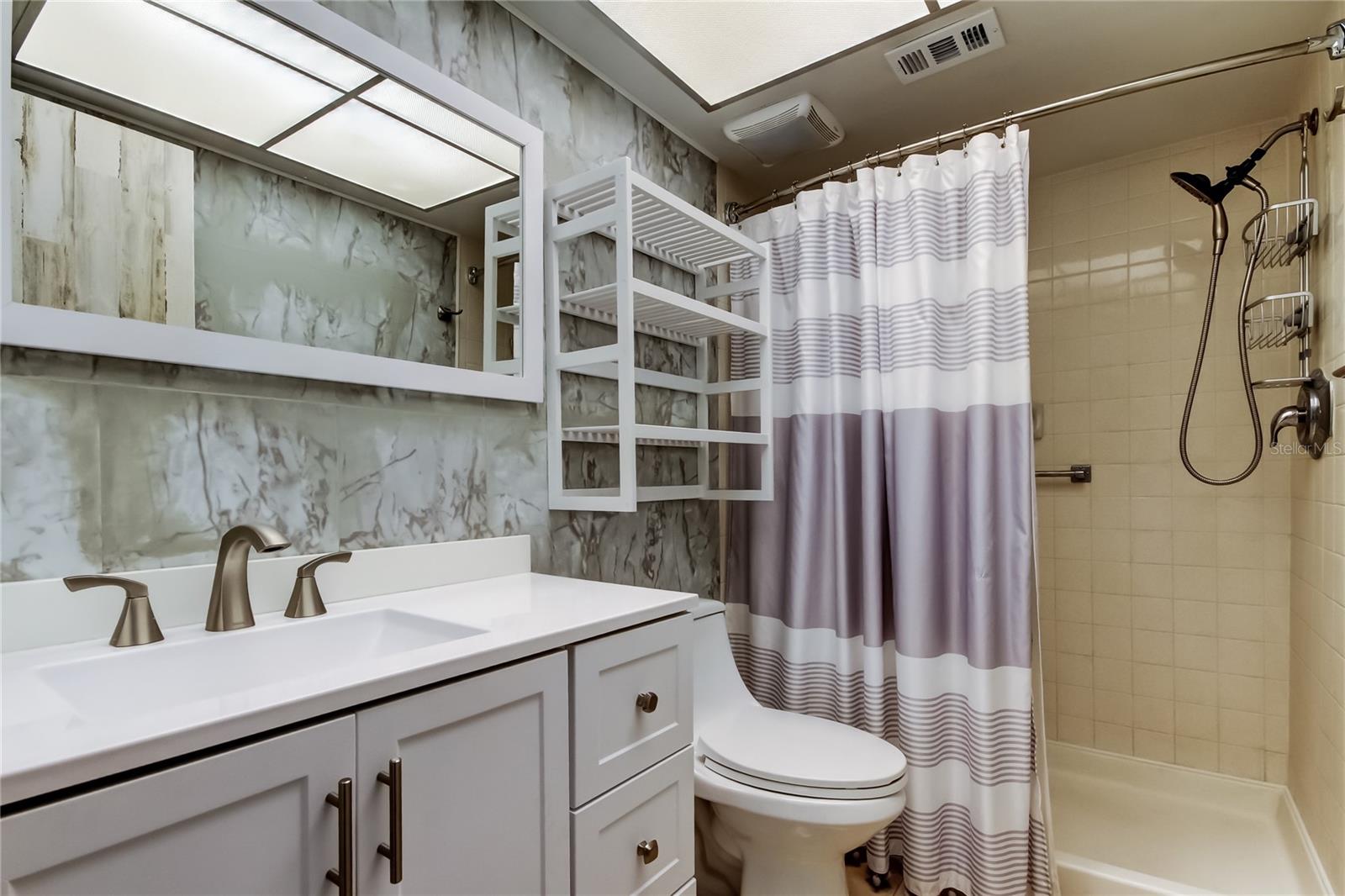 2380 SHELLY DR #B, PALM HARBOR, FL, 34684