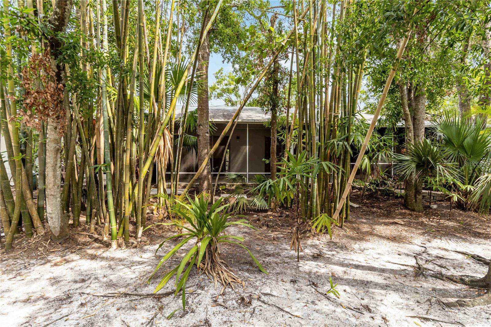 642 N JEFFERSON AVE #13, SARASOTA, FL, 34237