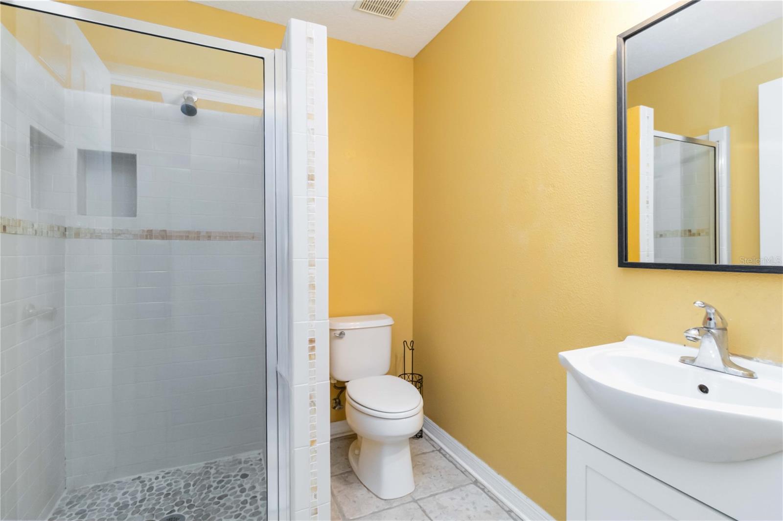 642 N JEFFERSON AVE #13, SARASOTA, FL, 34237