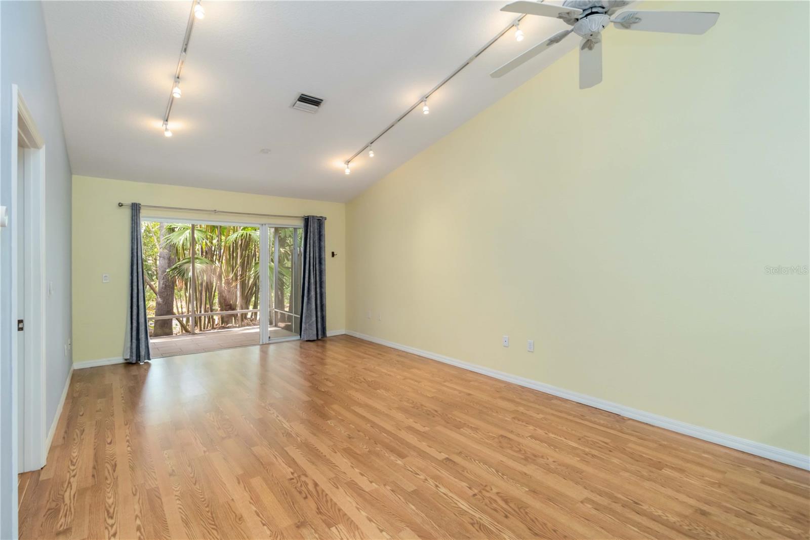 642 N JEFFERSON AVE #13, SARASOTA, FL, 34237