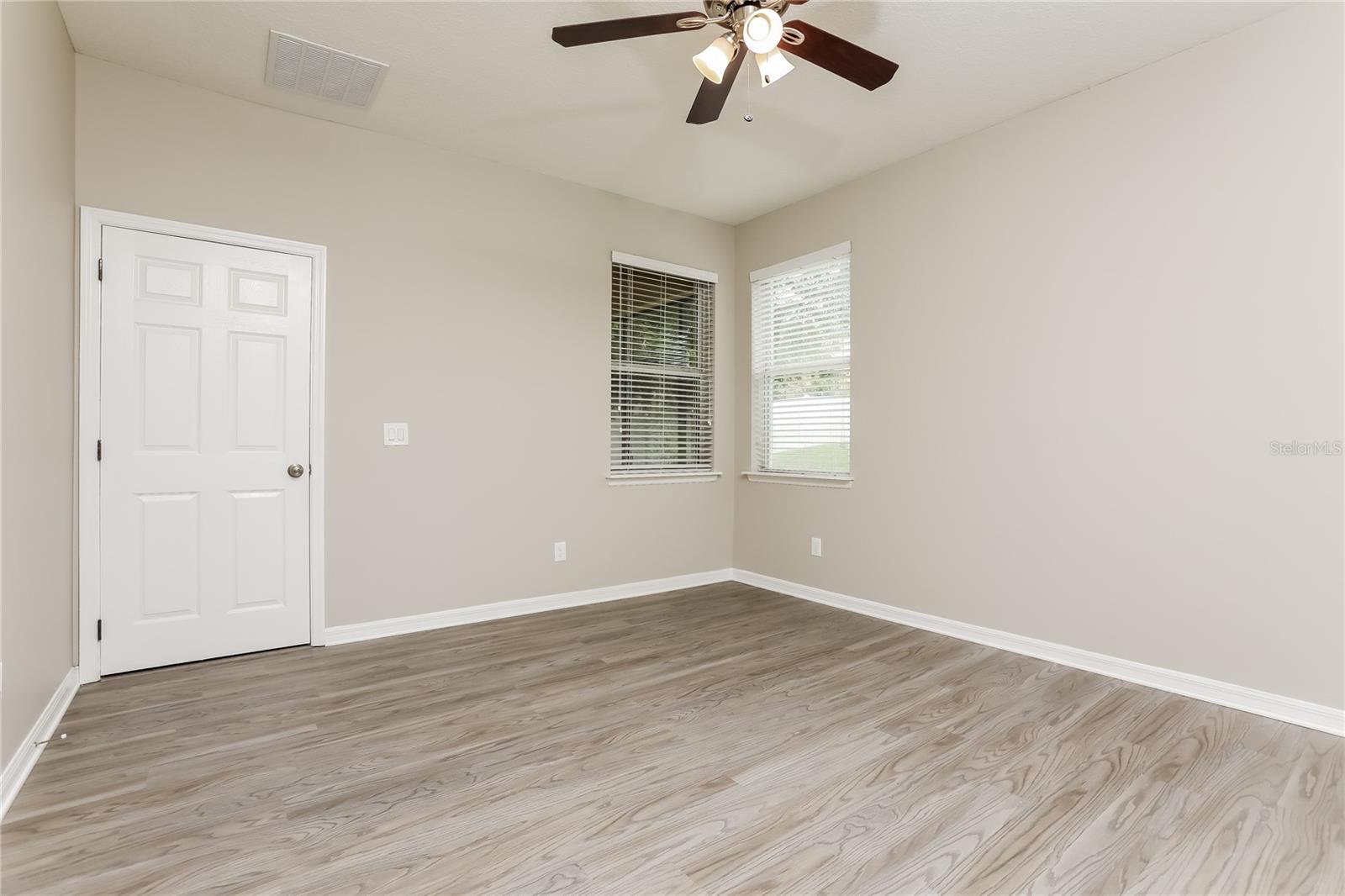 1821 CANDLENUT CIR, APOPKA, FL, 32712